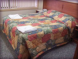 Pioneer Way Motel - Lightning Ridge Tourism 1