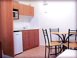 Pioneer Way Motel - Lightning Ridge Tourism 2
