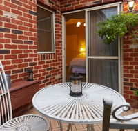 Durham Lodge - Lightning Ridge Tourism