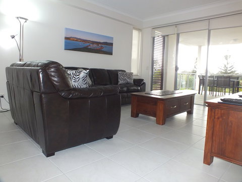 Pacific Marina Apartments - Lightning Ridge Tourism 5
