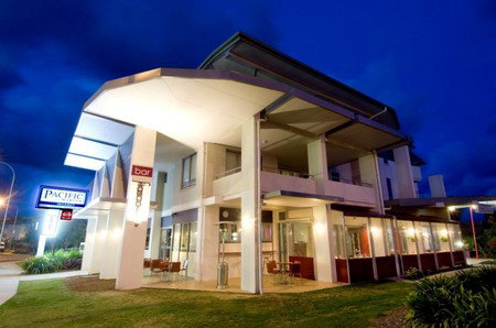 Pacific Marina Apartments - Lightning Ridge Tourism 8