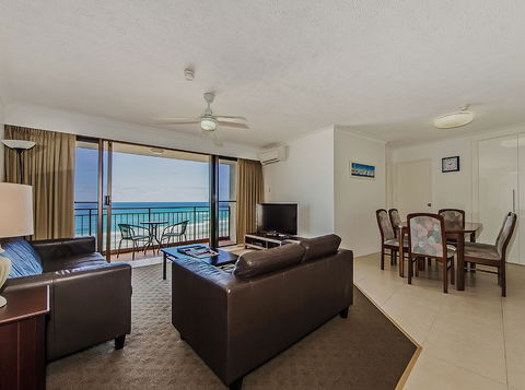 Princess Palm On The Beach - Lightning Ridge Tourism 4