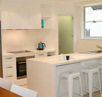 Emerald Noosa Resort - Lightning Ridge Tourism