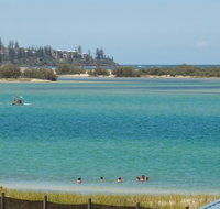 Caloundra Holiday Centre - Lightning Ridge Tourism