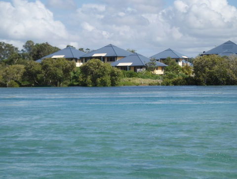 Hastings Cove Holiday Apartments - Lightning Ridge Tourism 3