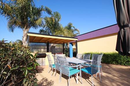 Nautilus Apartments Merimbula - Lightning Ridge Tourism 1