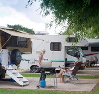 Noosa River Holiday Park - Lightning Ridge Tourism