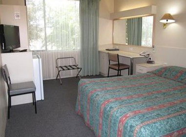  Lightning Ridge Tourism