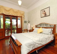 Above Bored Bed and Breakfast - Lightning Ridge Tourism