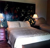 Daintree Manor - Lightning Ridge Tourism