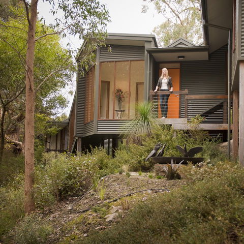 Cladich Pavilions - Lightning Ridge Tourism 4