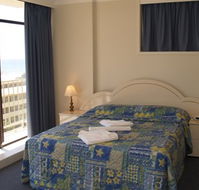 Queensleigh Holiday Apartments - Lightning Ridge Tourism
