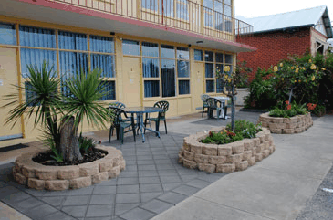 Blue Seas Motel - Lightning Ridge Tourism