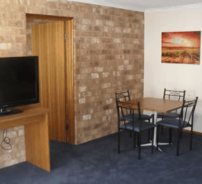 Clare Central Motel - Lightning Ridge Tourism