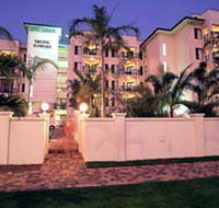 Tropic Towers Apartments - Lightning Ridge Tourism