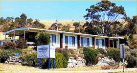 Victor Harbor Seaview Apartments - Lightning Ridge Tourism 0