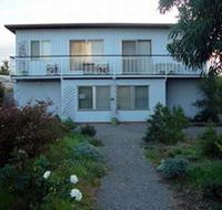 Salty Grape Beach House - Lightning Ridge Tourism