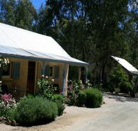 Riesling Trail Cottages - Lightning Ridge Tourism