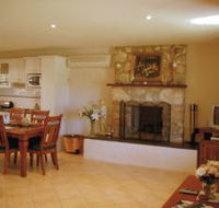 Sherwood Cottages Country Retreat - Lightning Ridge Tourism