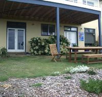 Victor Apartments - Cheri-On-Sea Apartment - Lightning Ridge Tourism