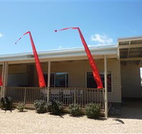 Santai Villas 3 - Lightning Ridge Tourism