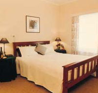 The Farm House - Lightning Ridge Tourism