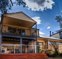 River Shack Rentals - The Manor - Lightning Ridge Tourism