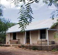 Mrs - Lightning Ridge Tourism