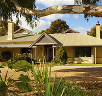 Whistler Farm - Lightning Ridge Tourism