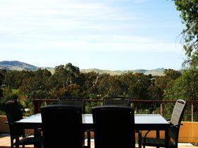 Barossa Vista - Lightning Ridge Tourism 0