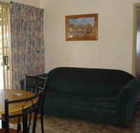 Penola Caravan Park - Lightning Ridge Tourism