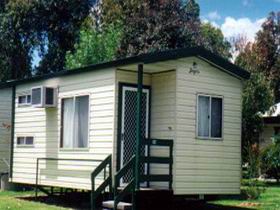 McLaren Vale Lakeside Caravan Park - Lightning Ridge Tourism 0