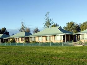 Wallaroo North Beach Tourist Park - Lightning Ridge Tourism 0