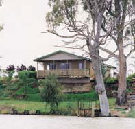 Mundic Grove Cottage - Lightning Ridge Tourism