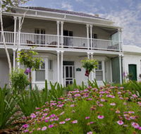 Willunga House - Lightning Ridge Tourism