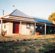 Bethany Cottage - Lightning Ridge Tourism