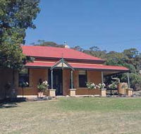 Precious Memories BB - Lightning Ridge Tourism