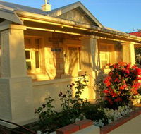 Pinecroft Port Elliot - Lightning Ridge Tourism