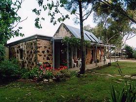 Lawley Farm - Lightning Ridge Tourism 0