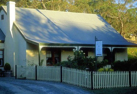 Country Pleasures Bed And Breakfast - Lightning Ridge Tourism 0