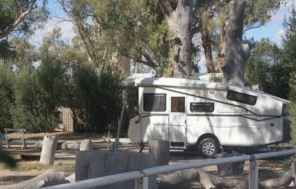 Quorn Caravan Park - Lightning Ridge Tourism 3