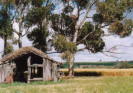 Lawley Farm - Lightning Ridge Tourism 1
