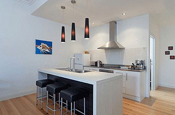 Strathalbyn Villas - Lightning Ridge Tourism 3