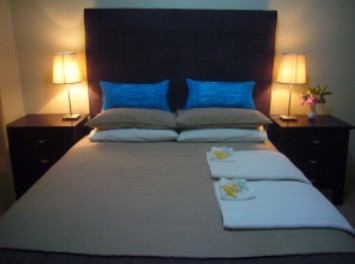 River Walk Cottage - Lightning Ridge Tourism 1