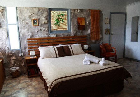 Mount Remarkable Cottage - Lightning Ridge Tourism 2