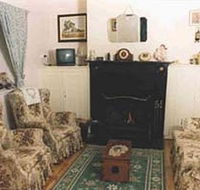 Lavender Cottage Bed And Breakfast Accommodation - Lightning Ridge Tourism
