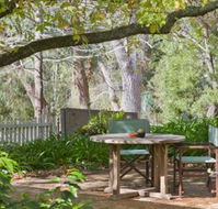 Stirling House - Lightning Ridge Tourism