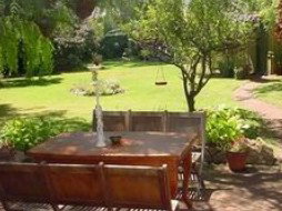 Peppertree Cottage Bed And Breakfast - Normanville - Lightning Ridge Tourism 0