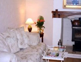 Peppertree Cottage Bed And Breakfast - Normanville - Lightning Ridge Tourism 2