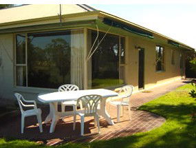 Riverfront Retreat - Lightning Ridge Tourism 6